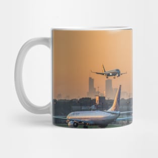 Landin at O'Hare Sunrise Skyline Mug